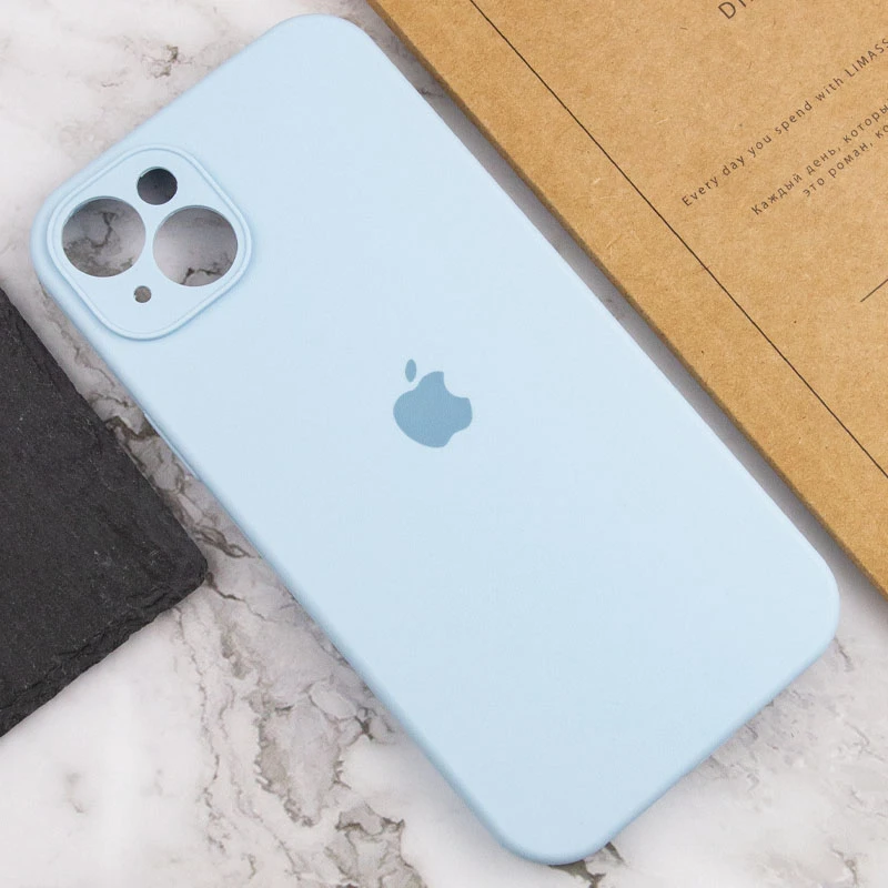 Чехол Silicone Case с защитой камеры для Apple iPhone 13 (6.1") – Голубой / Sweet Blue. Фото 6 из 7