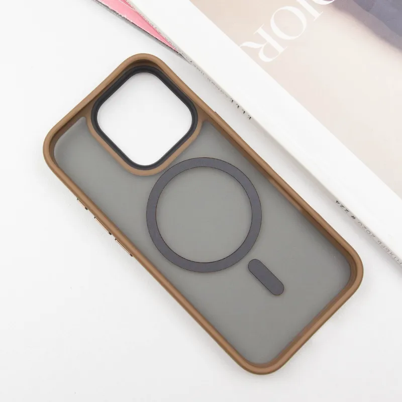 TPU+PC чохол Metal Buttons with Magnetic Fit для Apple iPhone 16 Pro – Золотий / Gold. Фото 4 з 6