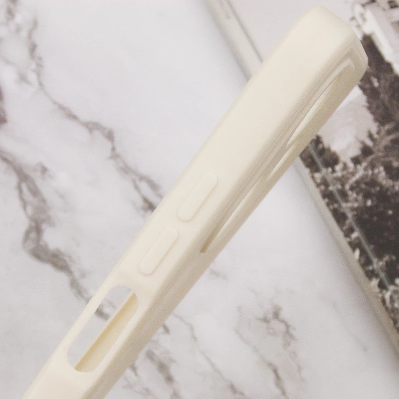 Кольоровий силіконовий чохол із захистом камери на Infinix Hot 30 – Бежевий / Antigue White. Фото 7 з 8