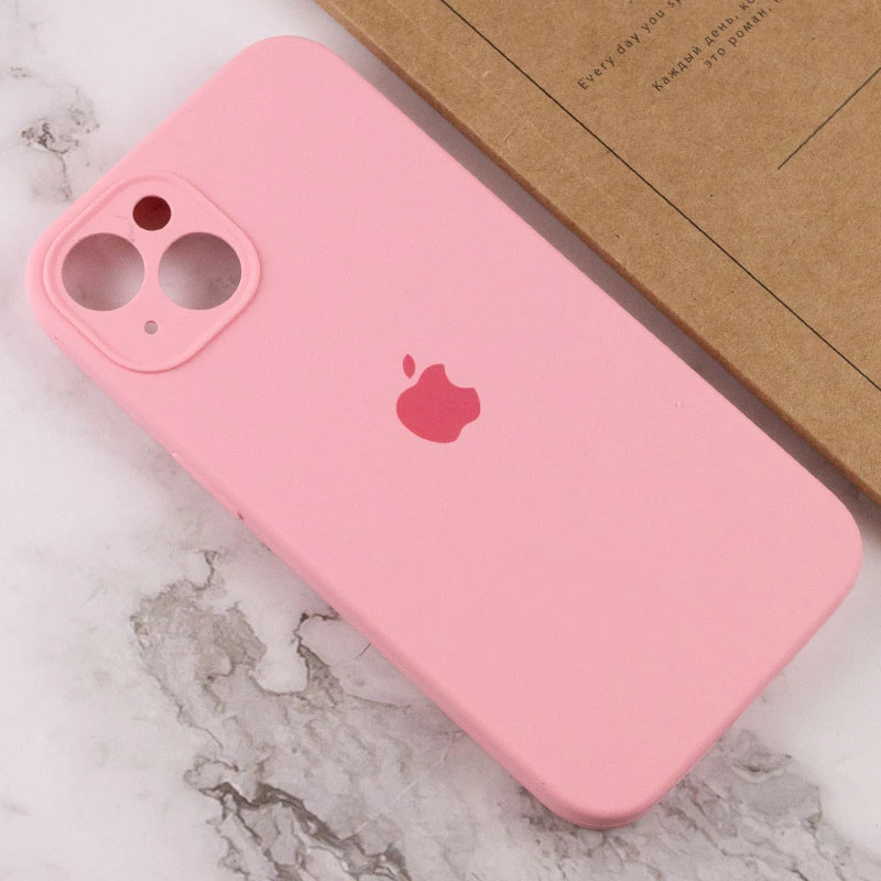 Чехол Silicone Case с защитой камеры для Apple iPhone 15 (6.1") – Розовый / Light pink. Фото 4 из 4