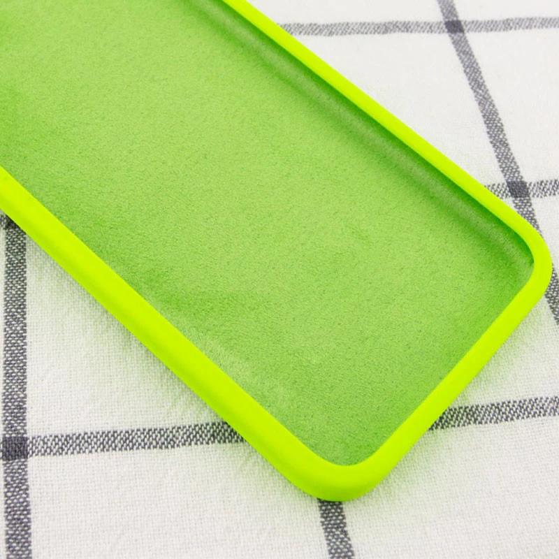 Чехол Silicone Case Square L с защитой камеры для Apple iPhone 6/6s (4.7") – Салатовый / Neon green. Фото 3 из 3