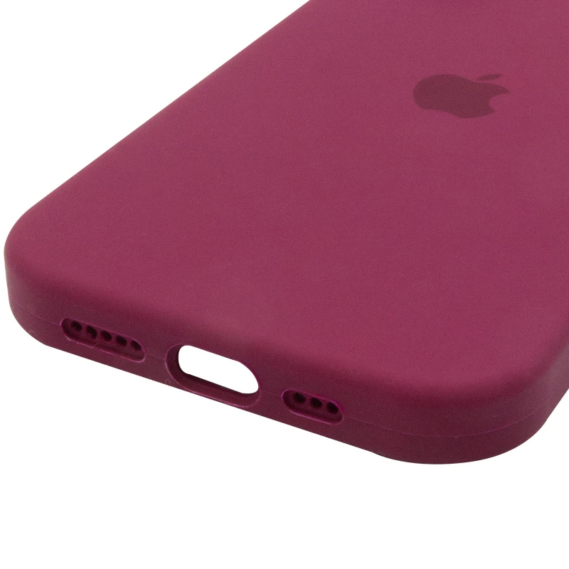 Чехол Silicone Case с закрытым низом для Apple iPhone 16 Pro – Бордовый / Maroon. Фото 14 из 15
