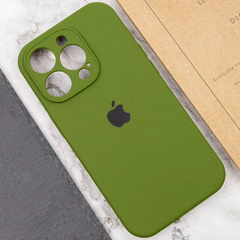 Чохол Silicone Case з захистом камери на Apple iPhone 13 Pro Max (6.7") – Зелений / Dark Olive. Фото 6 з 7