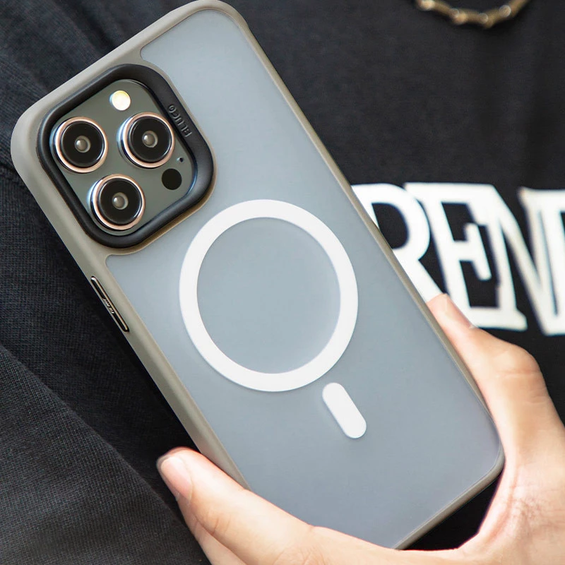 TPU+PC чохол Blueo Skin Friendly Frosted with MagSafe для Apple iPhone 16 Pro Max – Сірий. Фото 3 з 13