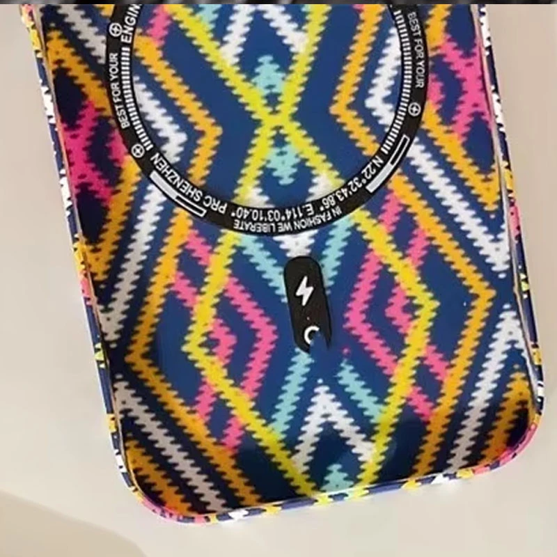 Пластикова накладка Neon Ornament with Magnetic Safe для Apple iPhone 14 Pro (6.1") – X-Blue. Фото 4 з 5