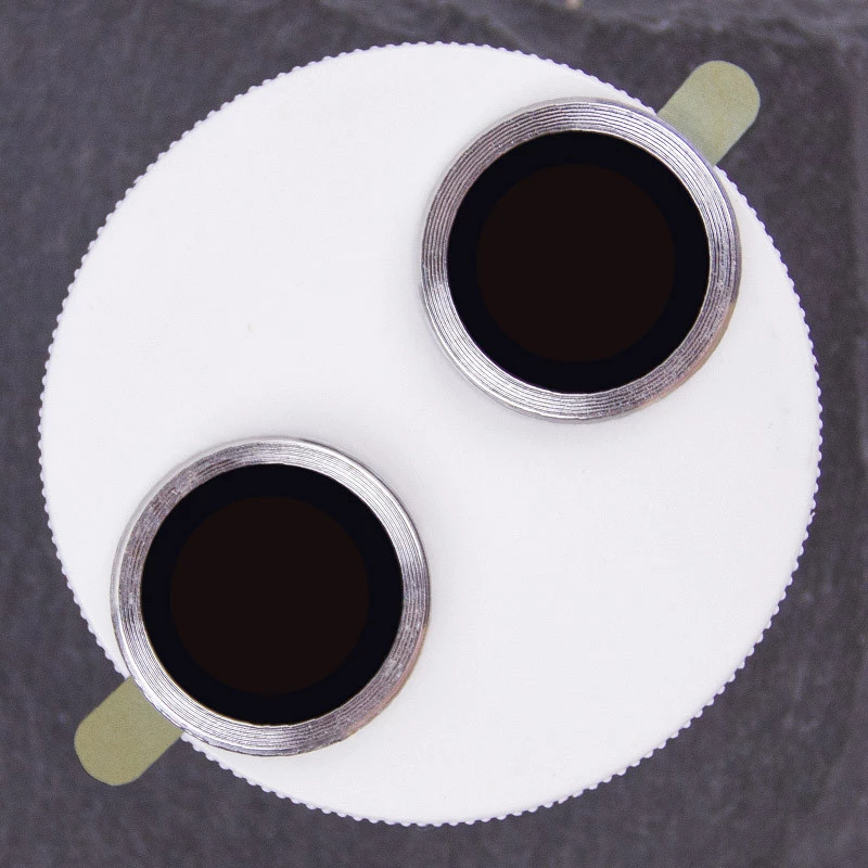 Металеве захисне скло на камеру на Apple iPhone 13 (6.1") – Срібний / Silver. Фото 2 з 5