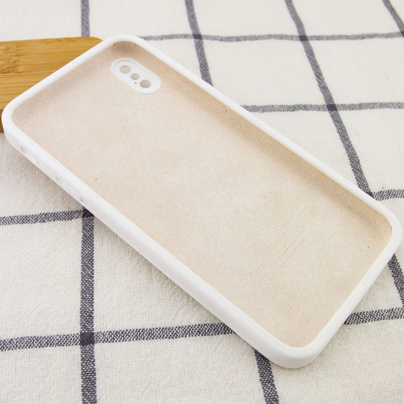 Чехол Silicone Case Square L с защитой камеры для Apple iPhone XS (5.8") – Белый / White. Фото 3 из 3