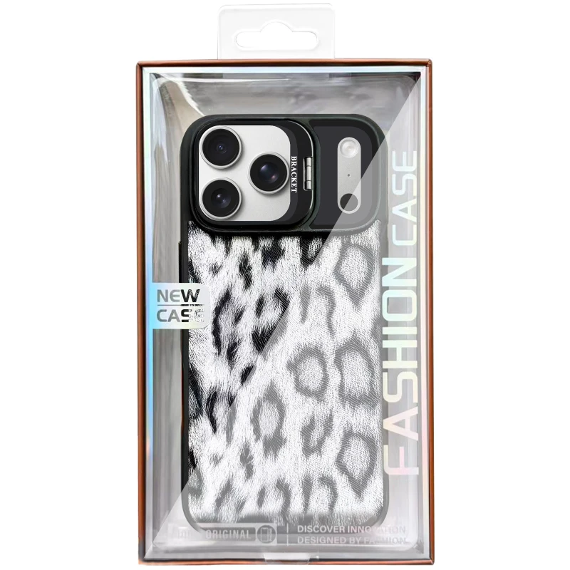 Чохол TPU+PC Wild Leopard with MagSafe для Apple iPhone 17 Pro Max (6.9") – Black. Фото 2 з 2