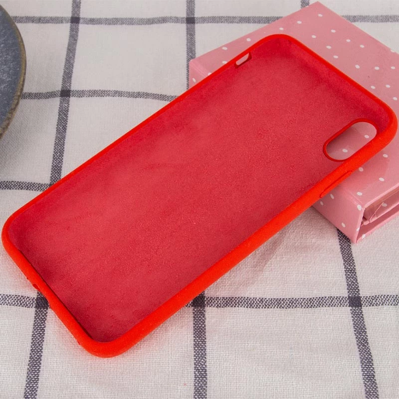 Чехол с закрытым низом Silicone Case для Apple iPhone XS (5.8") – Красный / Red. Фото 3 из 3