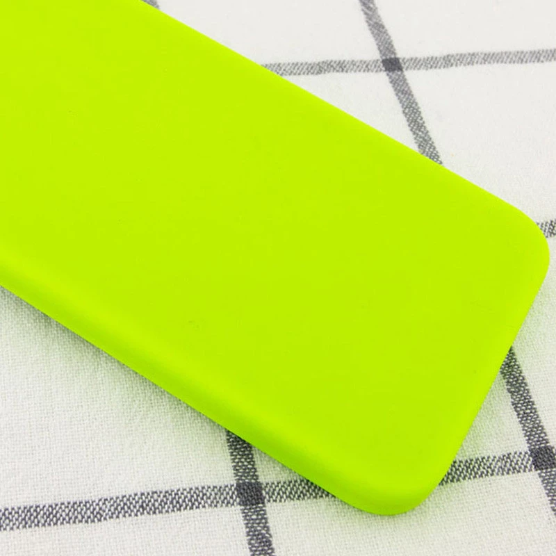 Чехол Silicone Case Square L с защитой камеры для Apple iPhone 11 Pro Max (6.5") – Салатовый / Neon green. Фото 2 из 3