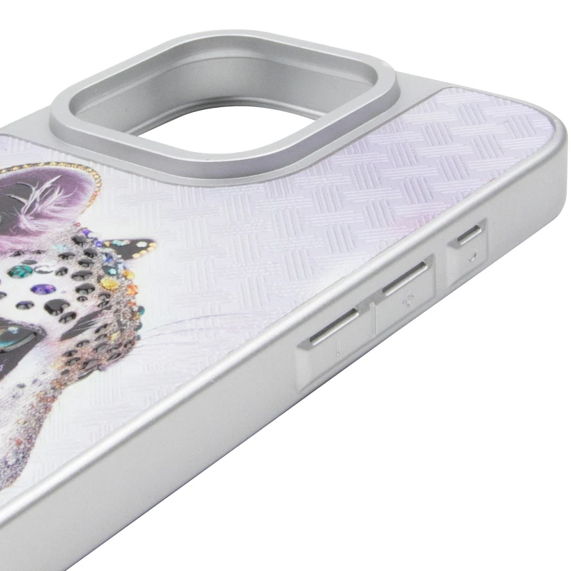 Чехол TPU+PC Crystal Hunt with MagSafe для Apple iPhone 16 Pro – White. Фото 6 из 7