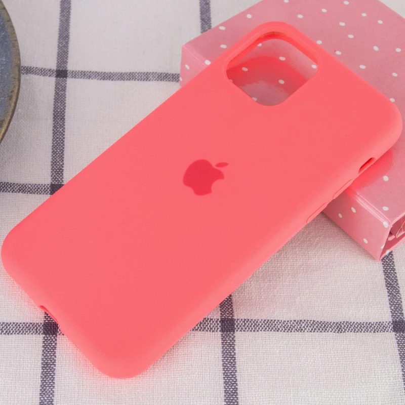 Чехол Silicone Case с закрытым низом для Apple iPhone 11 Pro Max (6.5") – Розовый / Flamingo. Фото 2 из 3