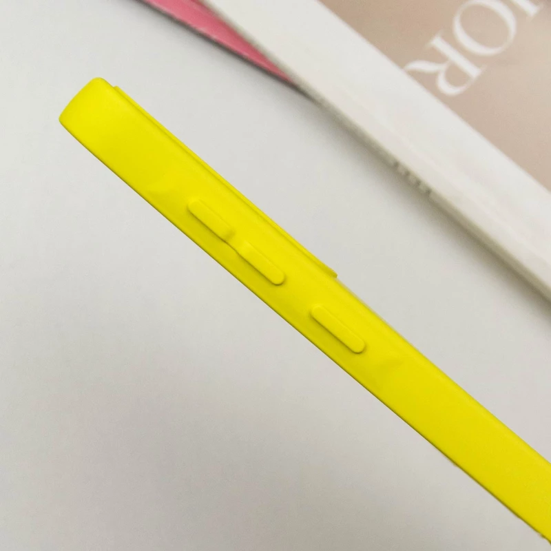 Кольоровий силіконовий чохол GETMAN із закритою камерою для Samsung Galaxy S23 FE – Жовтий / Flash. Фото 4 з 7