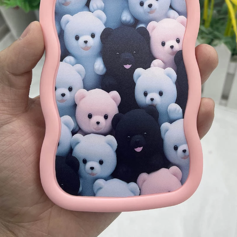 Чехол Cloudy in sky для Apple iPhone 16 Pro – Bears. Фото 3 из 3