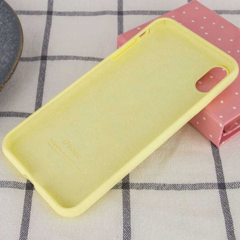 Чохол Silicone Case з закритим низом на Apple iPhone XR (6.1") – Жовтий / Mellow Yellow. Фото 3 з 3
