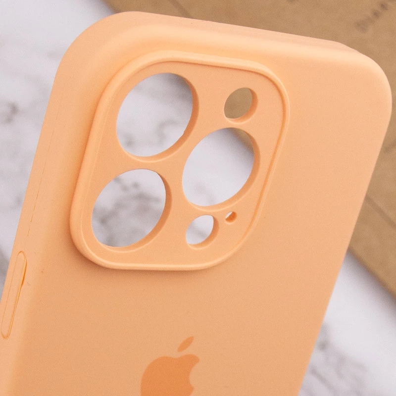 Чехол Silicone Case с защитой камеры для Apple iPhone 15 Pro Max (6.7") – Оранжевый / Cantaloupe. Фото 7 из 7
