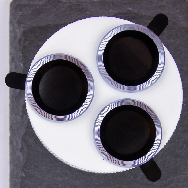 Металлическое защитное стекло на камеру для Apple iPhone 17 (6.3") – Голубой / Light Blue. Фото 3 из 8