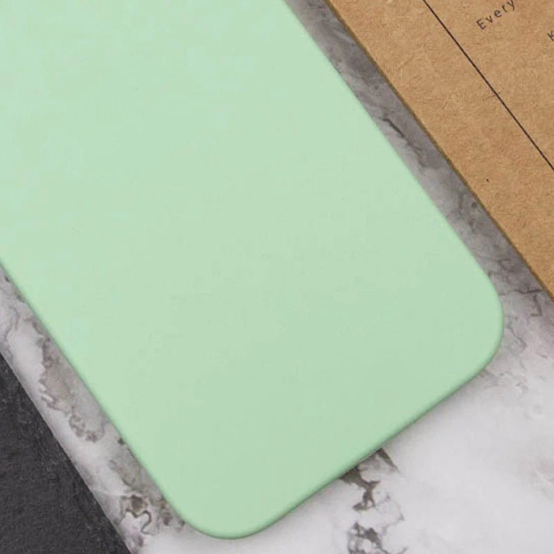 Чехол с защитой камеры Silicone Case для Apple iPhone 12 Pro (6.1") – Зеленый / Pistachio. Фото 2 из 2