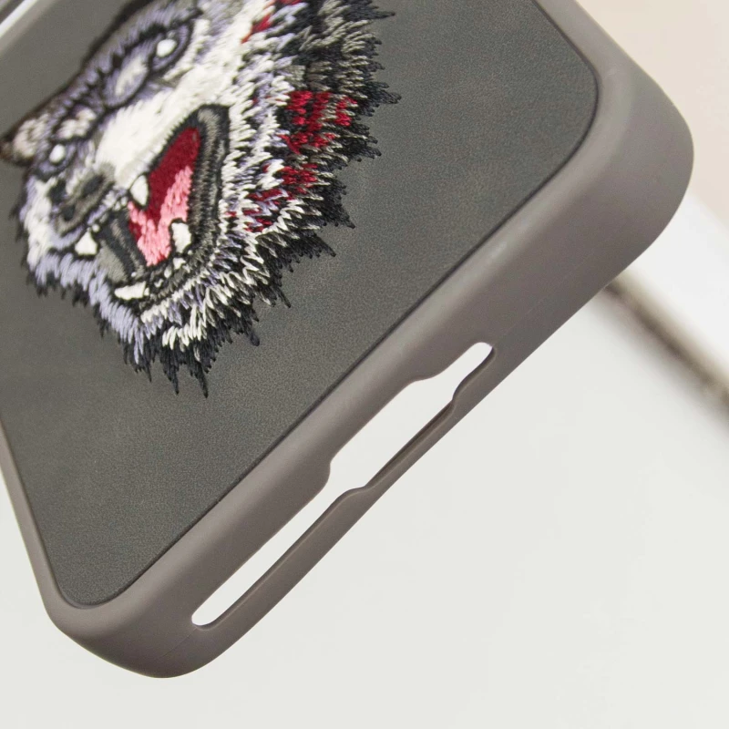 TPU+PC чехол с животными для Samsung Galaxy A25 5G – Grey Wolf. Фото 8 из 8