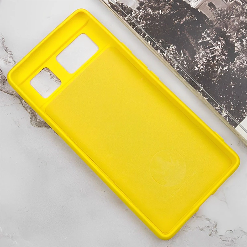 Чохол Silicone Case Lakshmi на Google Pixel 6 – Жовтий / Flash. Фото 8 з 11