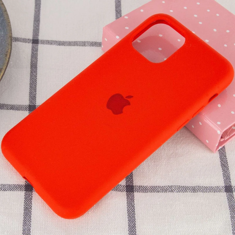 Чехол Silicone Case с закрытым низом для Apple iPhone 11 Pro Max (6.5") – Красный / Red. Фото 2 из 3