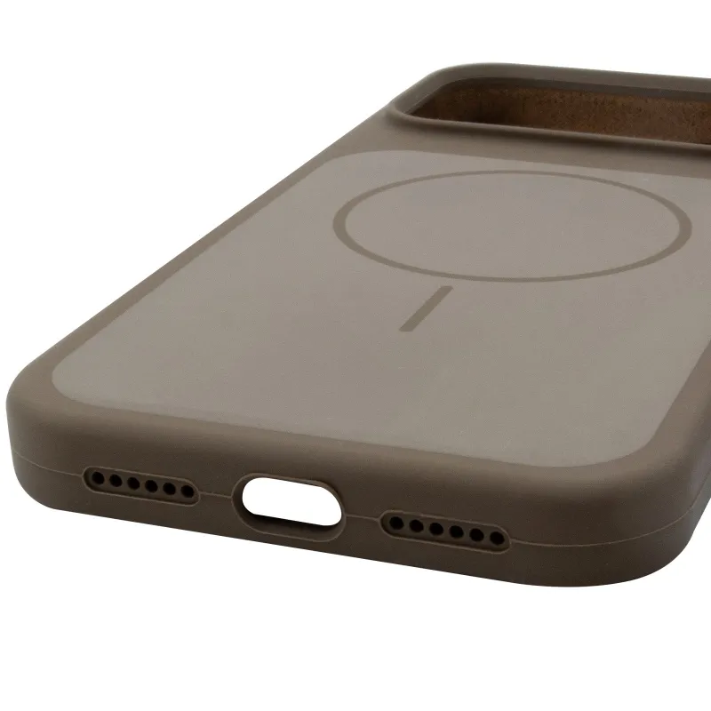 Чехол Silk Duo Color (AA) NO LOGO with Magnetic Fit для Apple iPhone 17 Pro (6.3") – Brown. Фото 5 из 5