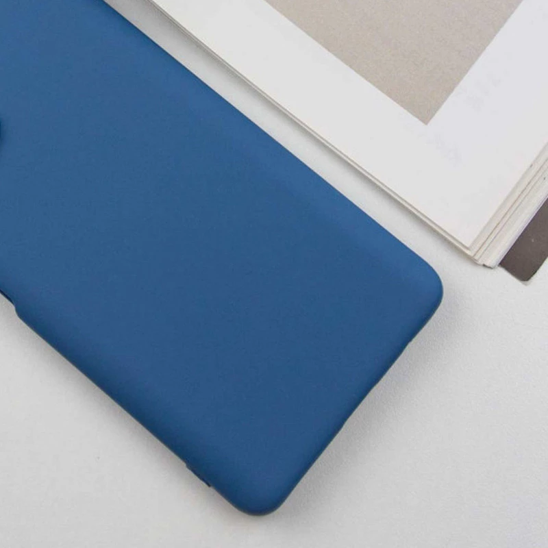 Цветной силиконовый чехол GETMAN с закрытой камерой на Xiaomi Poco M6 4G – Синий / Navy Blue. Фото 2 Цветной силиконовый чехол GETMAN с закрытой камерой на Xiaomi Poco M6 4G – Синий / Navy Blue. Фото 2 из 3