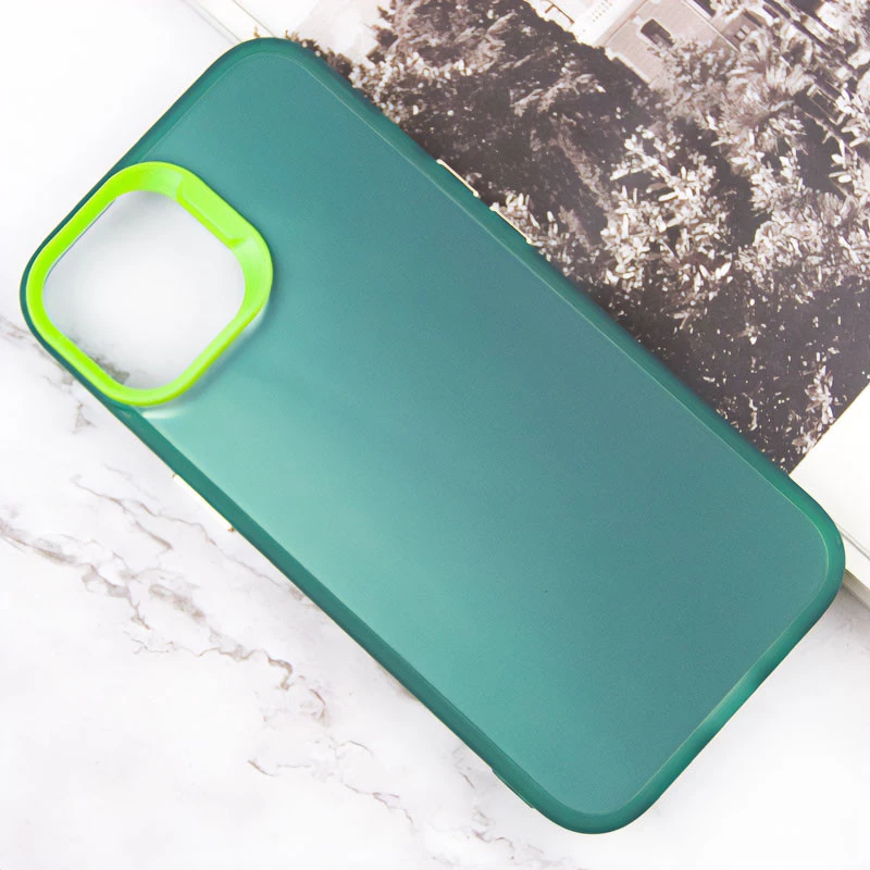 Чохол який світиться в темряві на Apple iPhone 15 (6.1") – Green. Фото 3 з 6