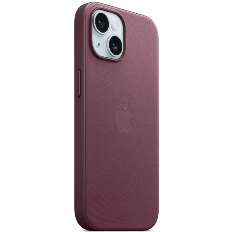 Чехол FineWoven with MagSafe для Apple iPhone 15 Plus (6.7") – Mulberry. Фото 2 из 3