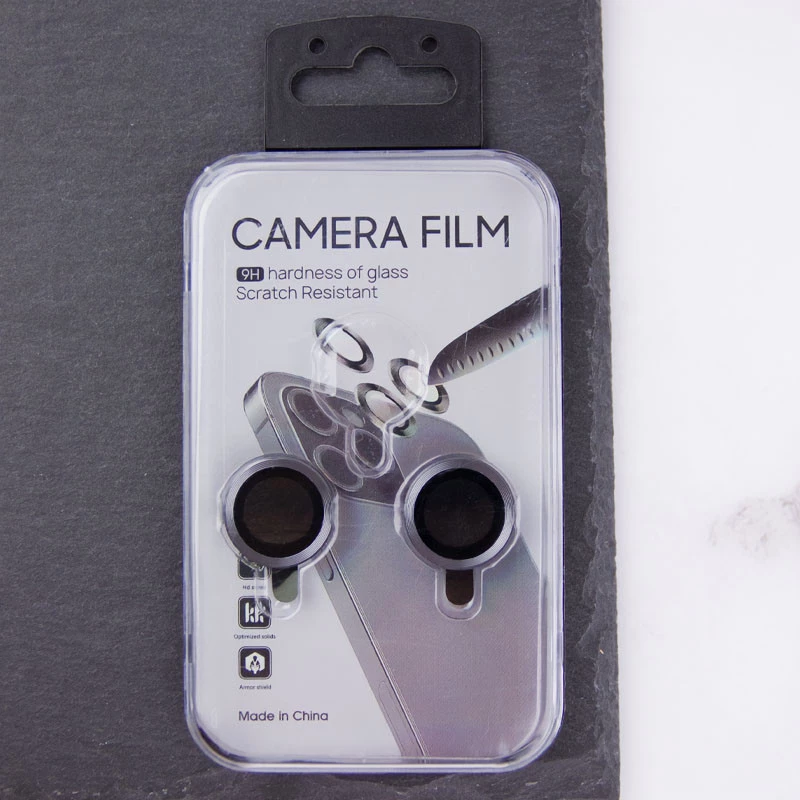 Металлическое защитное стекло на камеру для Apple iPhone 15 (6.1") – Темно-Серый / Graphite. Фото 13 из 13