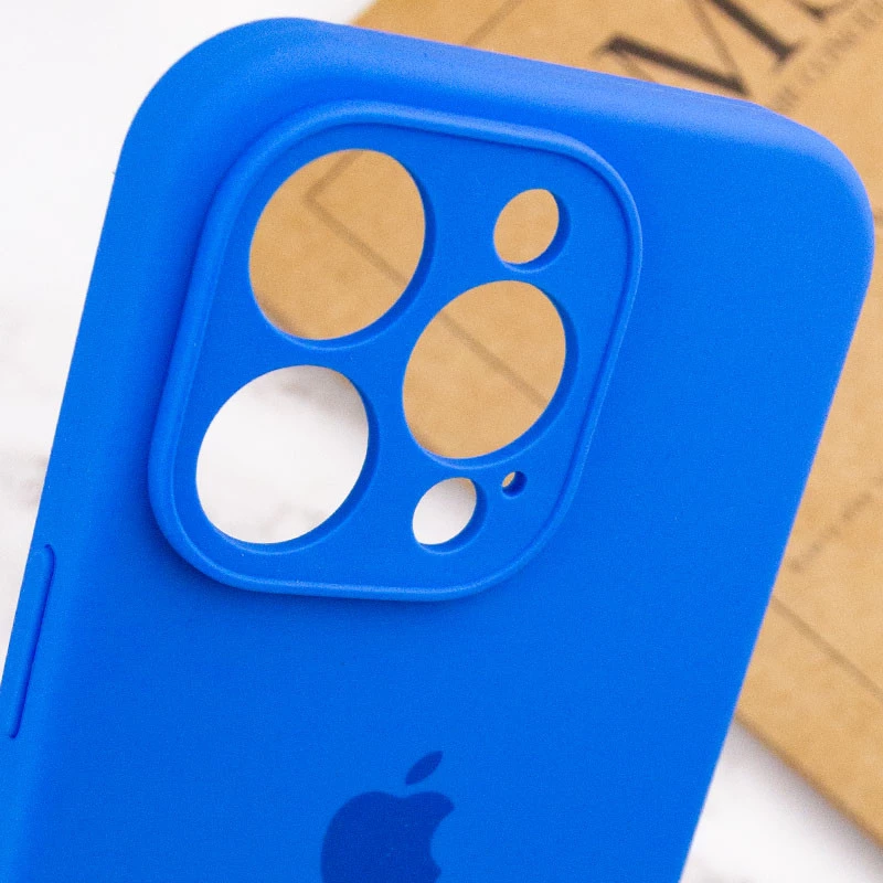 Чехол Silicone Case с защитой камеры для Apple iPhone 15 Pro (6.1") – Синий / Capri Blue. Фото 6 из 6
