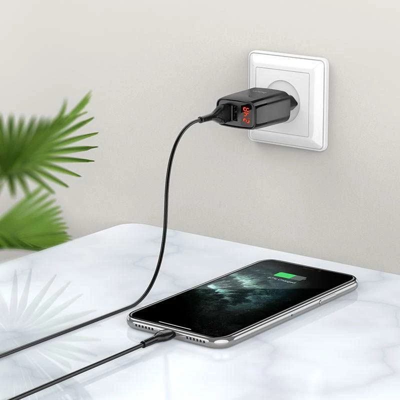 СЗУ HOCO C86A (2USB/2.4A) + MicroUSB – Черный. Фото 2 из 3
