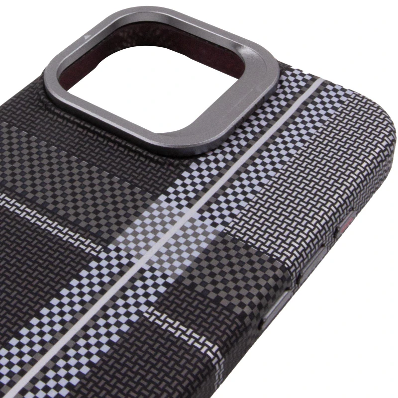 TPU чехол Pixel Craft with MagSafe для Apple iPhone 16 Pro Max – Urban Plaid. Фото 6 из 9
