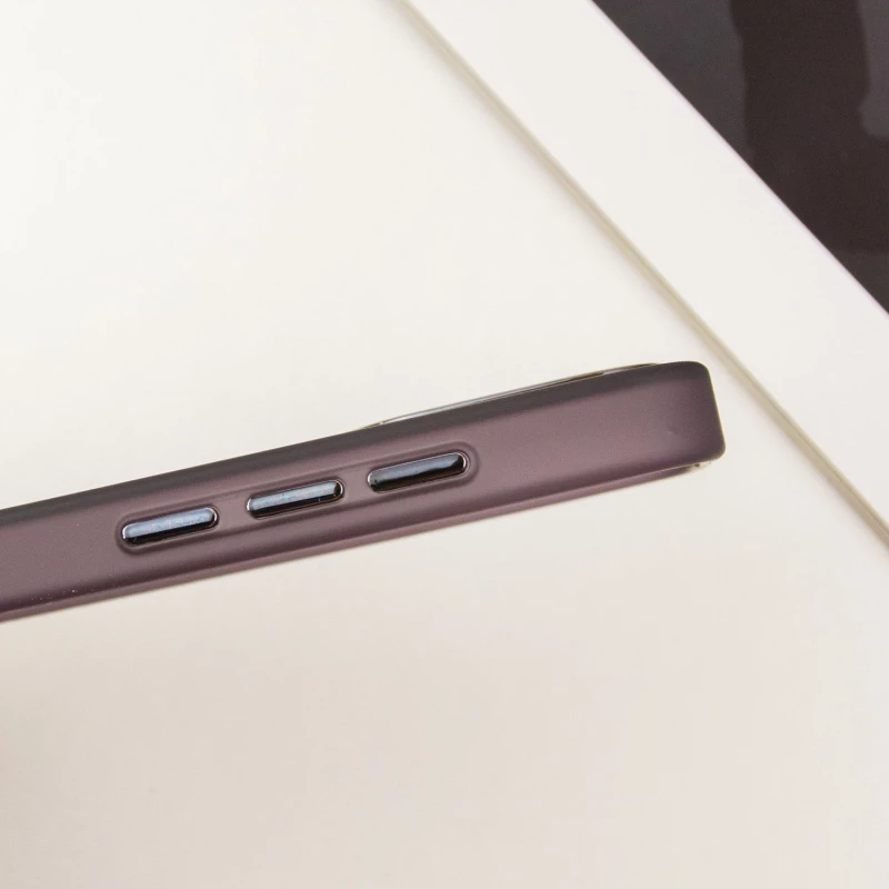 Цветной TPU+PC с MagSafe на Apple iPhone 15 Pro (6.1") – Dark Purple. Фото 9 из 10
