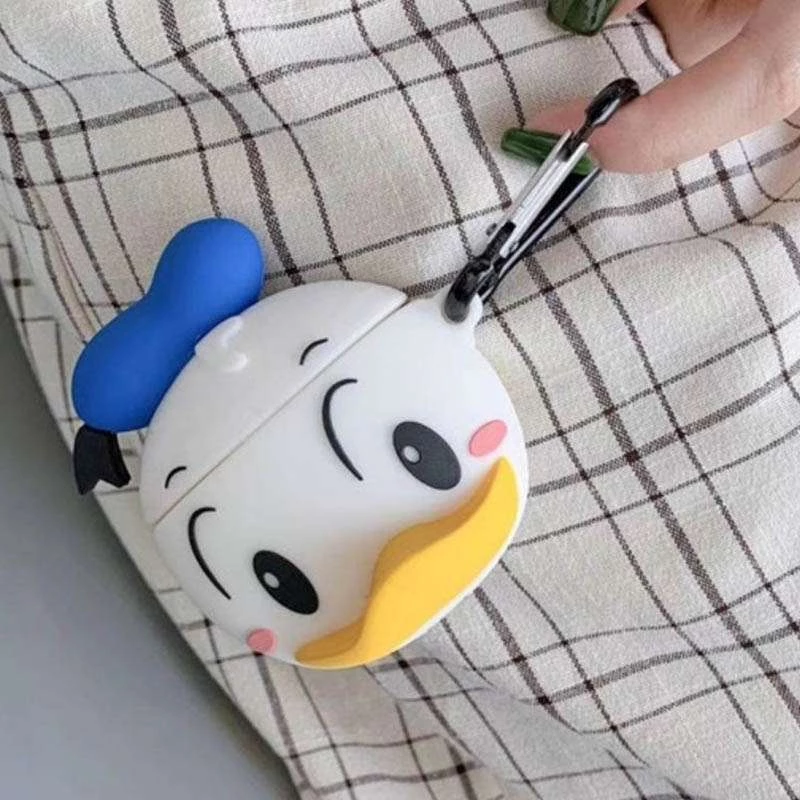 Силіконовий футляр Disney series для навушників AirPods 1/2 + карабін – Дональд Дак/Бело-блакитний. Фото 5 з 6