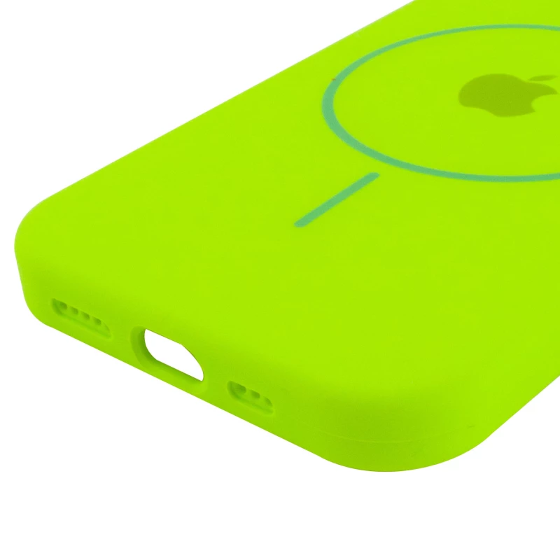 Чохол Silicone Armor Max with MagSafe для Apple iPhone 15 Plus (6.7") – Салатовий / Neon green. Фото 6 з 6