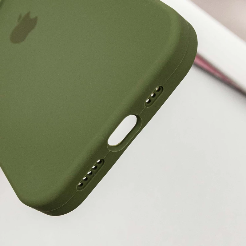 Чохол Silicone Case з закритим низом на Apple iPhone 13 Pro (6.1") – Зелений / Dark Olive. Фото 8 з 9