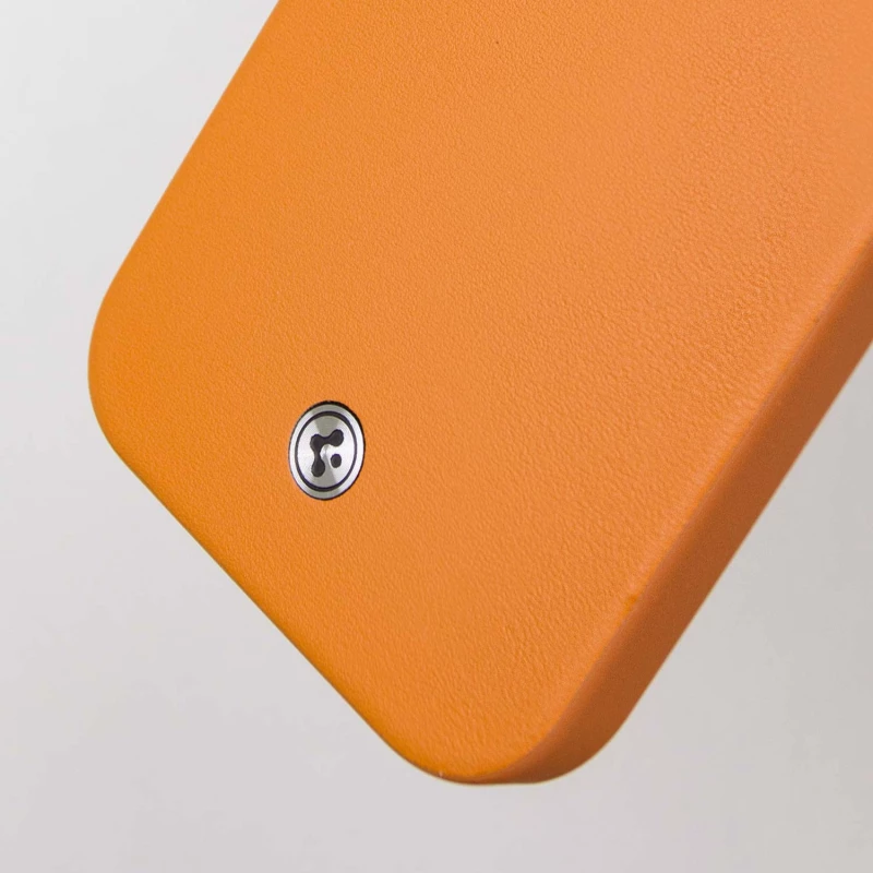 Чохол PC+Leather SGP with MagSafe для Apple iPhone 16 – Brown. Фото 7 з 8