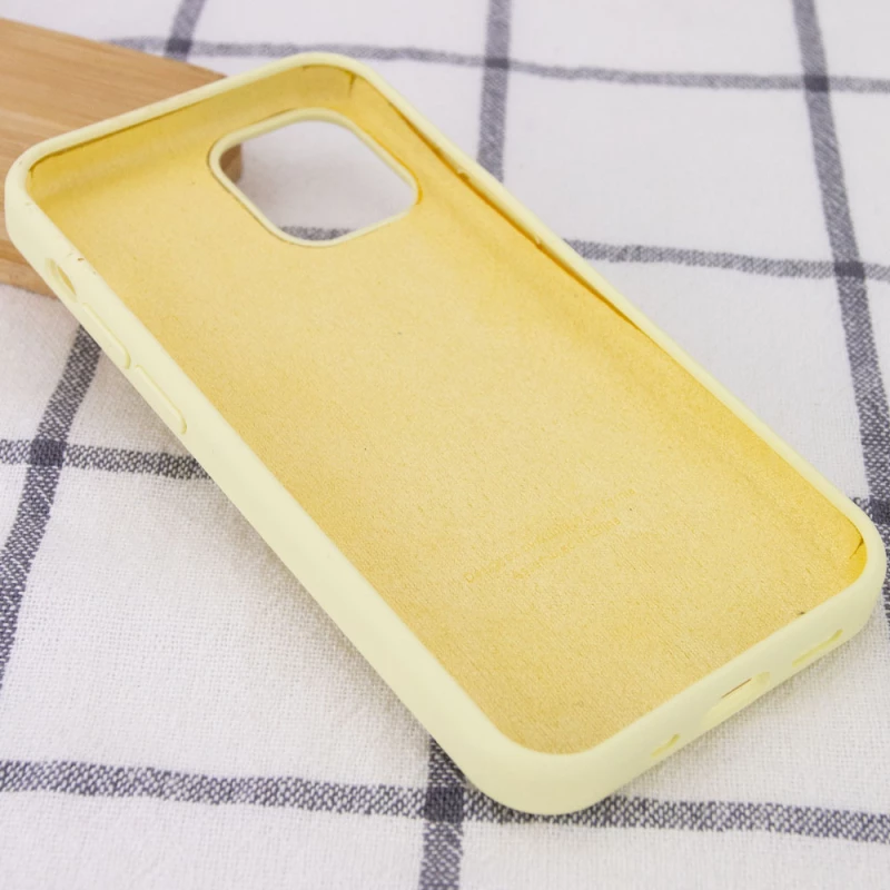 Чохол Silicone Case з закритим низом на Apple iPhone 14 (6.1") – Жовтий / Mellow Yellow. Фото 3 з 3