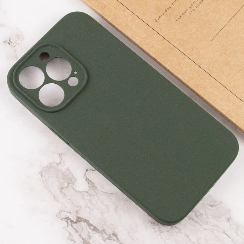 Чехол с защитой камеры Silicone Case для Apple iPhone 17 (6.3") – Зеленый / Cyprus Green. Фото 3 из 3