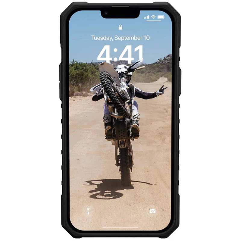 Ударостійкий чохол UAG Pathfinder з MagSafe на Apple iPhone 15 Plus (6.7") – Чорний. Фото 2 з 6