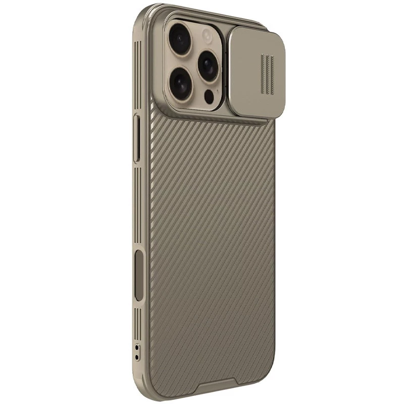 Карбоновая накладка Nillkin Pro со шторкой для камеры для Apple iPhone 16 Pro Max – Gold. Фото 2 из 6