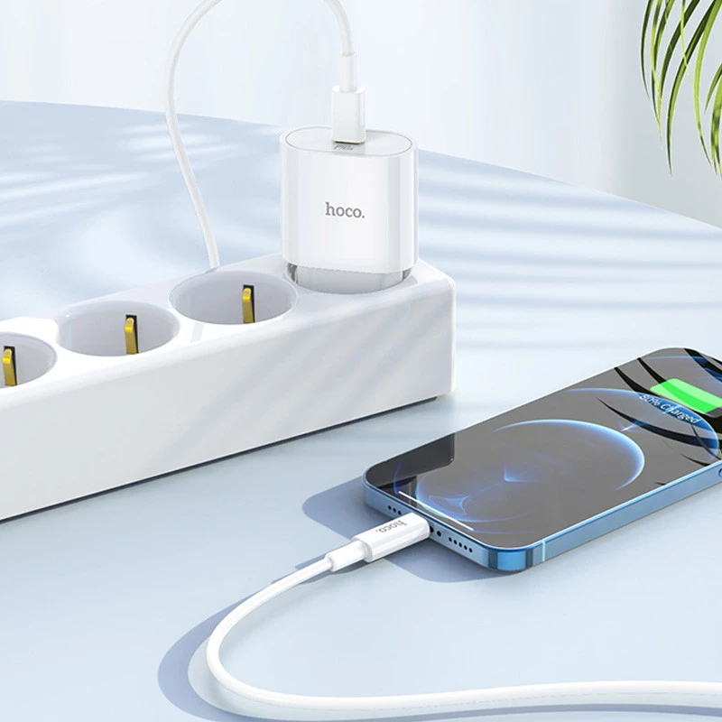 МЗП Hoco C94A Metro PD20W (1USB-C) + кабель Type-C to Lightning – White. Фото 6 з 8
