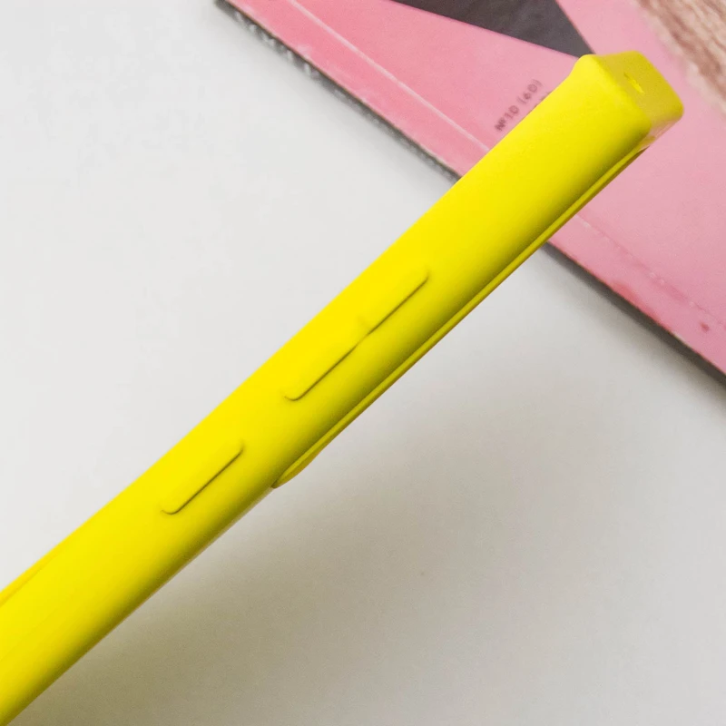 Кольоровий силіконовий чохол GETMAN із закритою камерою для Samsung Galaxy S24 Ultra – Жовтий / Flash. Фото 7 з 9