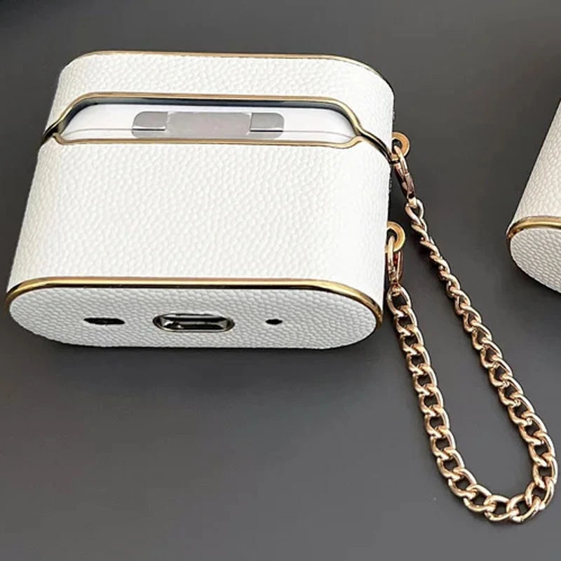 Шкіряний футляр Suitcase для навушників AirPods 3 – White. Фото 4 з 4