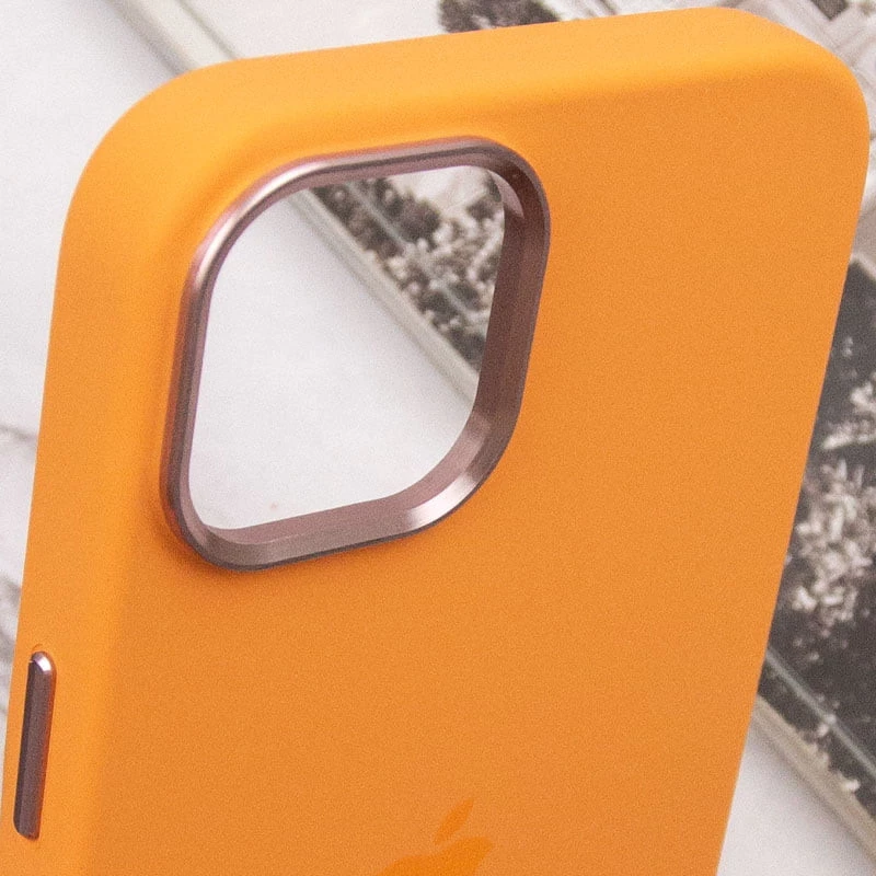 Чохол Silicone Case з металевими кнопками на Apple iPhone 12 (6.1") – Помаранчевий / Marigold. Фото 9 з 9