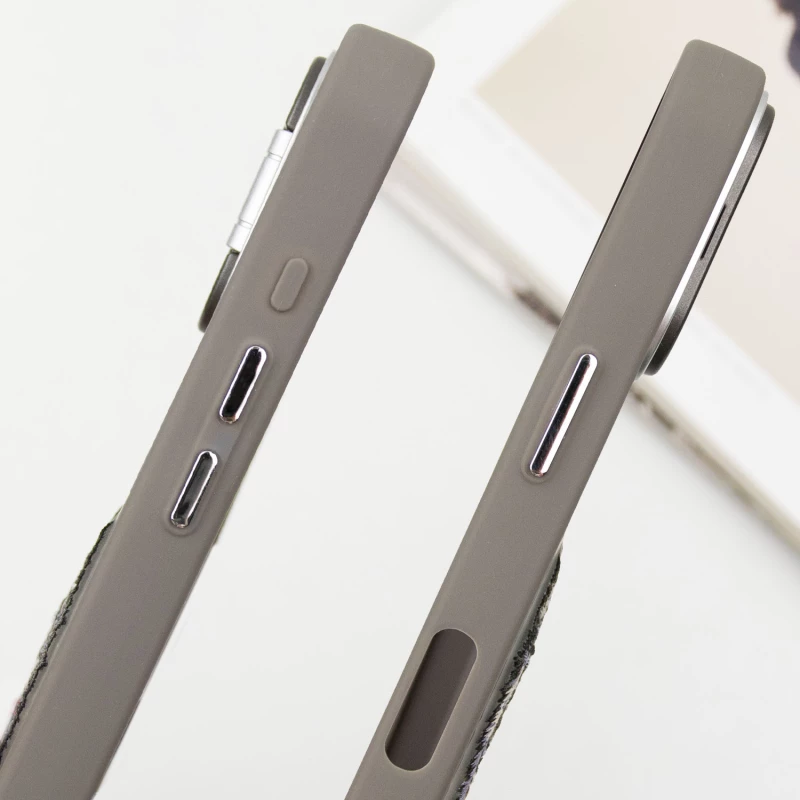 TPU+PC чехол с животными для Apple iPhone 16 Pro Max – Grey Wolf. Фото 7 из 8