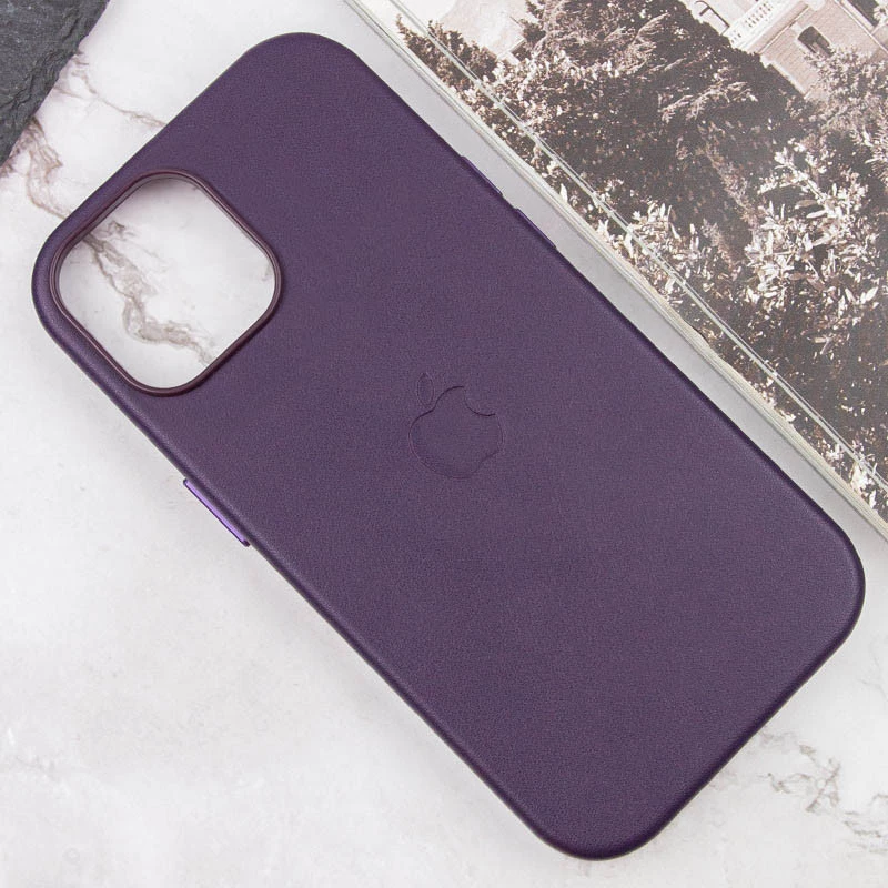 Шкіряний чохол Silicone Case Premium з MagSafe and Animation на Apple iPhone 15 (6.1") – Dark Purple. Фото 2 з 4