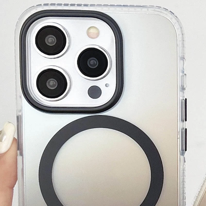 Чохол Phantom з MagSafe для Apple iPhone 15 Pro (6.1") – Black. Фото 3 з 5