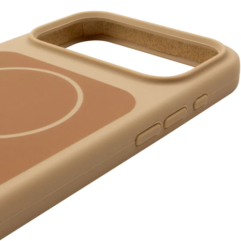 Чехол Silk Duo Color (AA) NO LOGO with Magnetic Fit для Apple iPhone 17 Pro (6.3") – Desert Gold. Фото 5 из 6